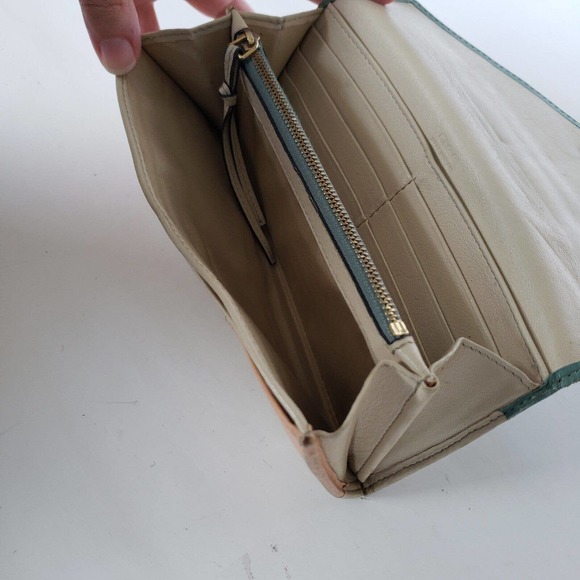 Chloe Tri-Color Wallet in Green, Peach, and Beige - Picture 8 of 13